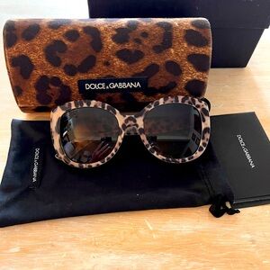 Dolce & Gabbana Leopard cat eye sunglasses. NWT